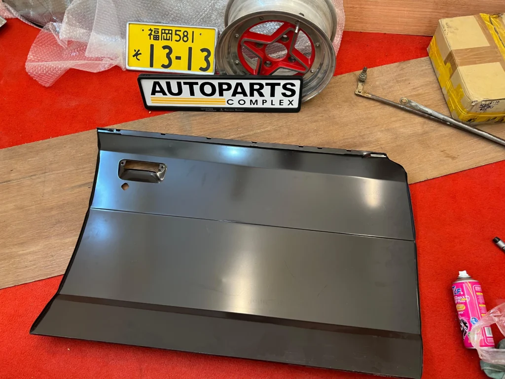 Front-Left Outside Door Panel Skin For Corolla (6)Front-Left Outside Door Panel Skin For Corolla (6)