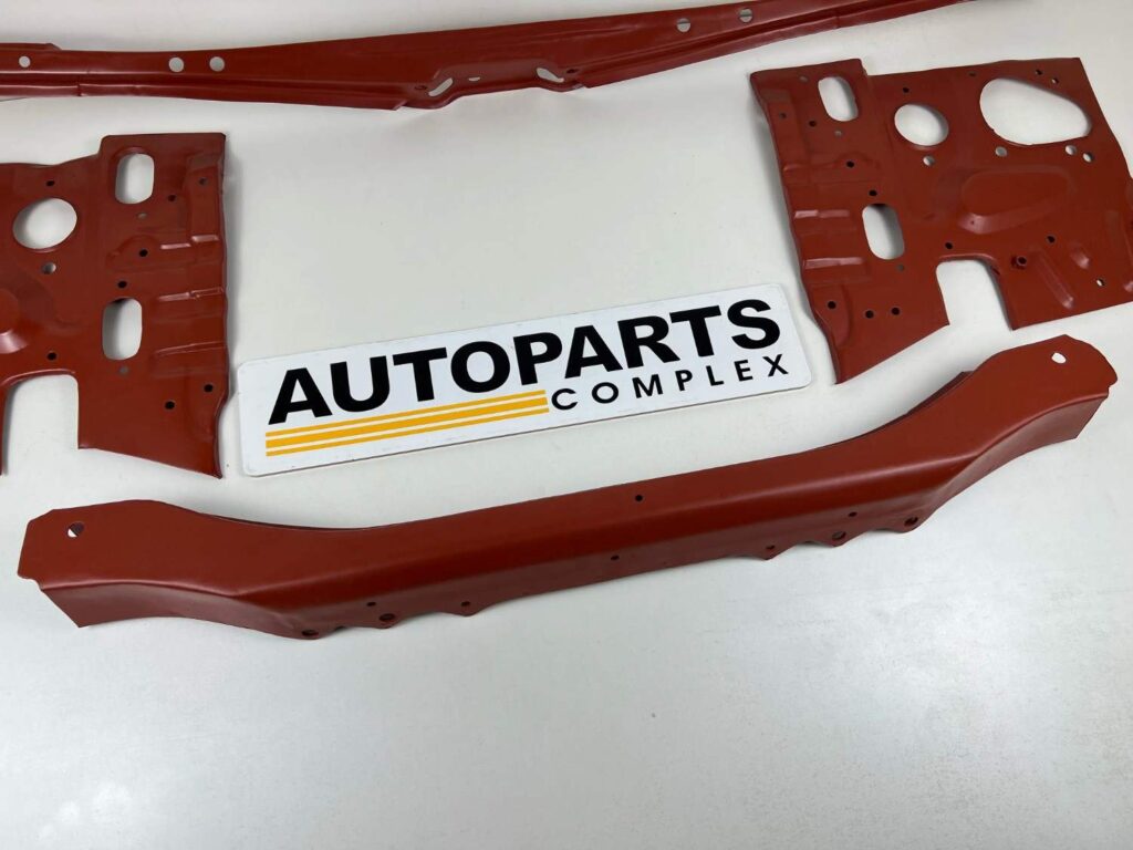 Corolla 1980 1981 Radiator and Headlights Assembly Support panel (7)