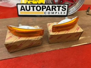 Front Bumper Indicator Lamps (1)