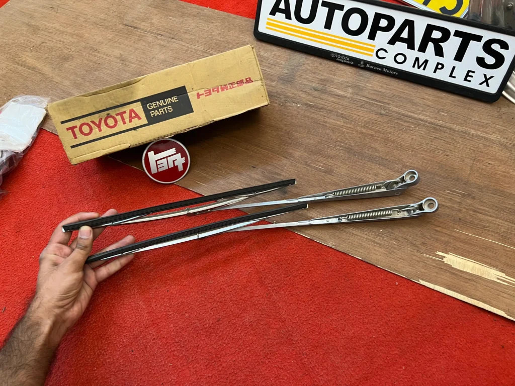 Windshield Wiper Arm Assembly For corolla 6