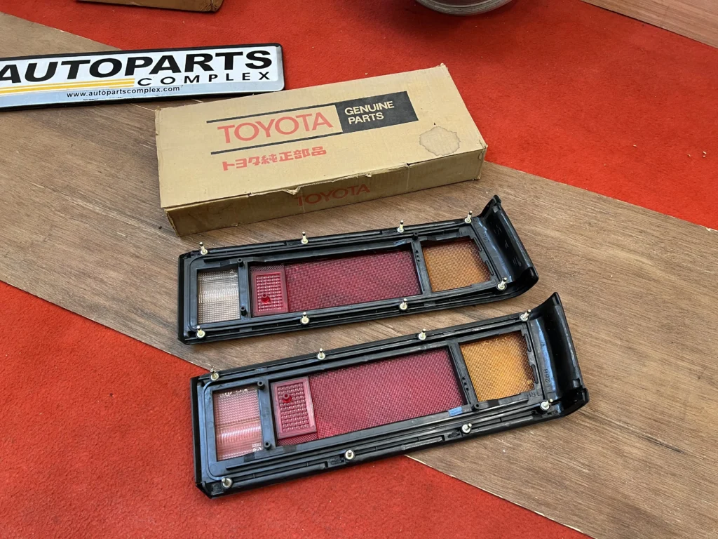 Corolla 1980 1981 NOS OEM Tail Light Lenses (7)