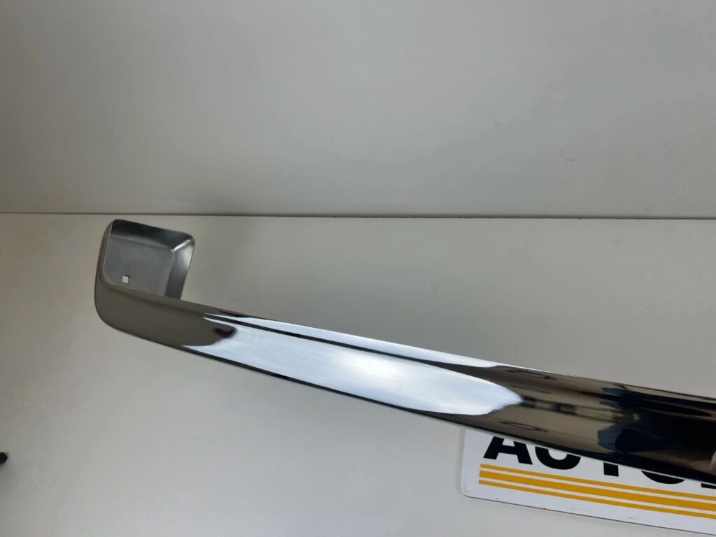 Corolla 1980 - 1983 (liftbackhardtopcoupe) Front chrome bumper (10)