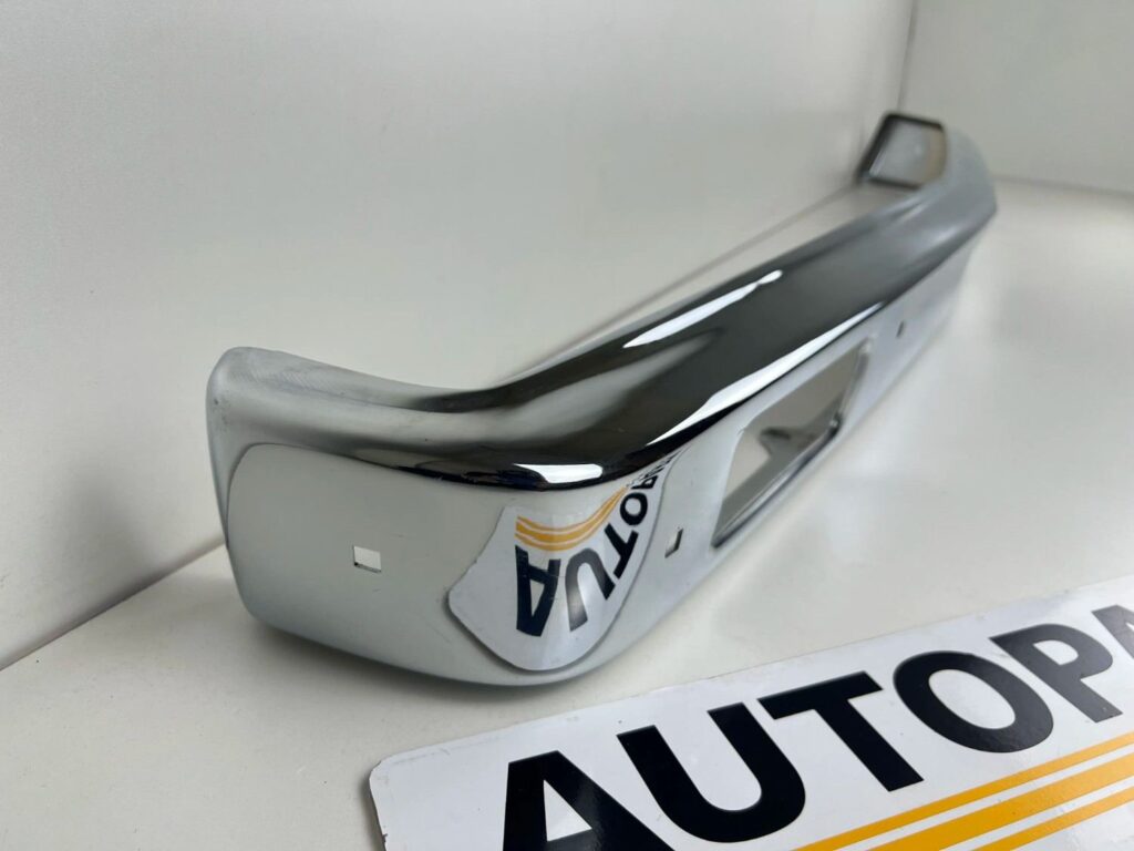 Corolla 1980 - 1983 (liftbackhardtopcoupe) Front chrome bumper (11)