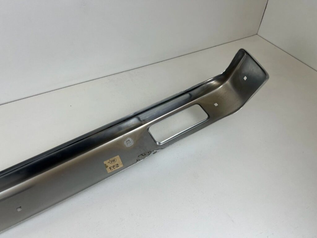 Corolla 1980 - 1983 (liftbackhardtopcoupe) Front chrome bumper (13)