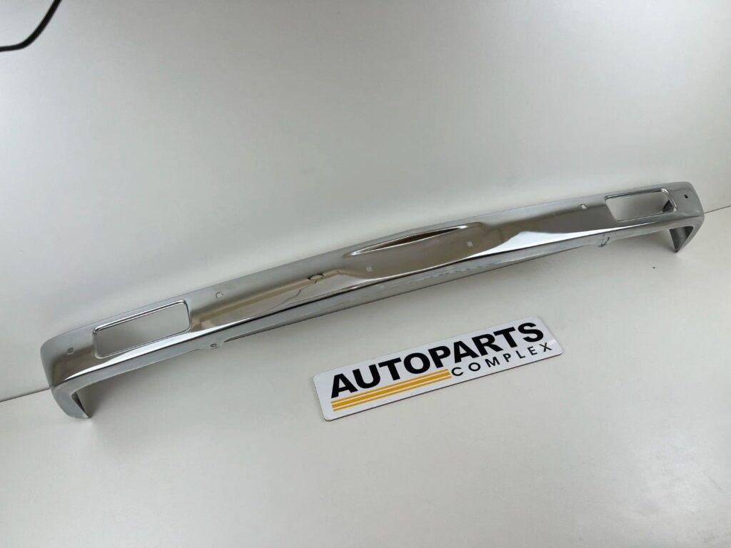 Corolla 1980 - 1983 (liftbackhardtopcoupe) Front chrome bumper (2)