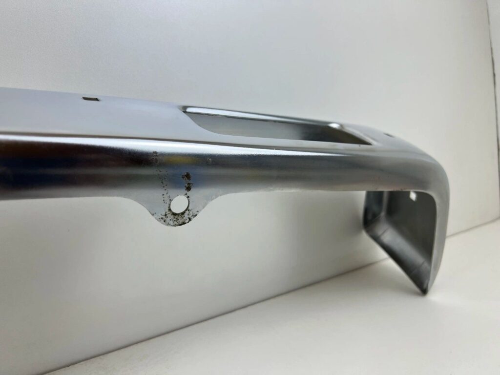 Corolla 1980 - 1983 (liftbackhardtopcoupe) Front chrome bumper (3)