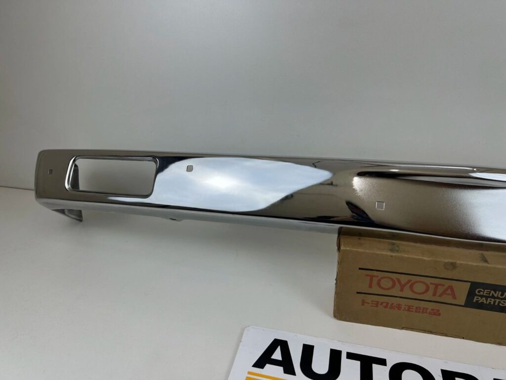 Corolla 1980 - 1983 (liftbackhardtopcoupe) Front chrome bumper (4)