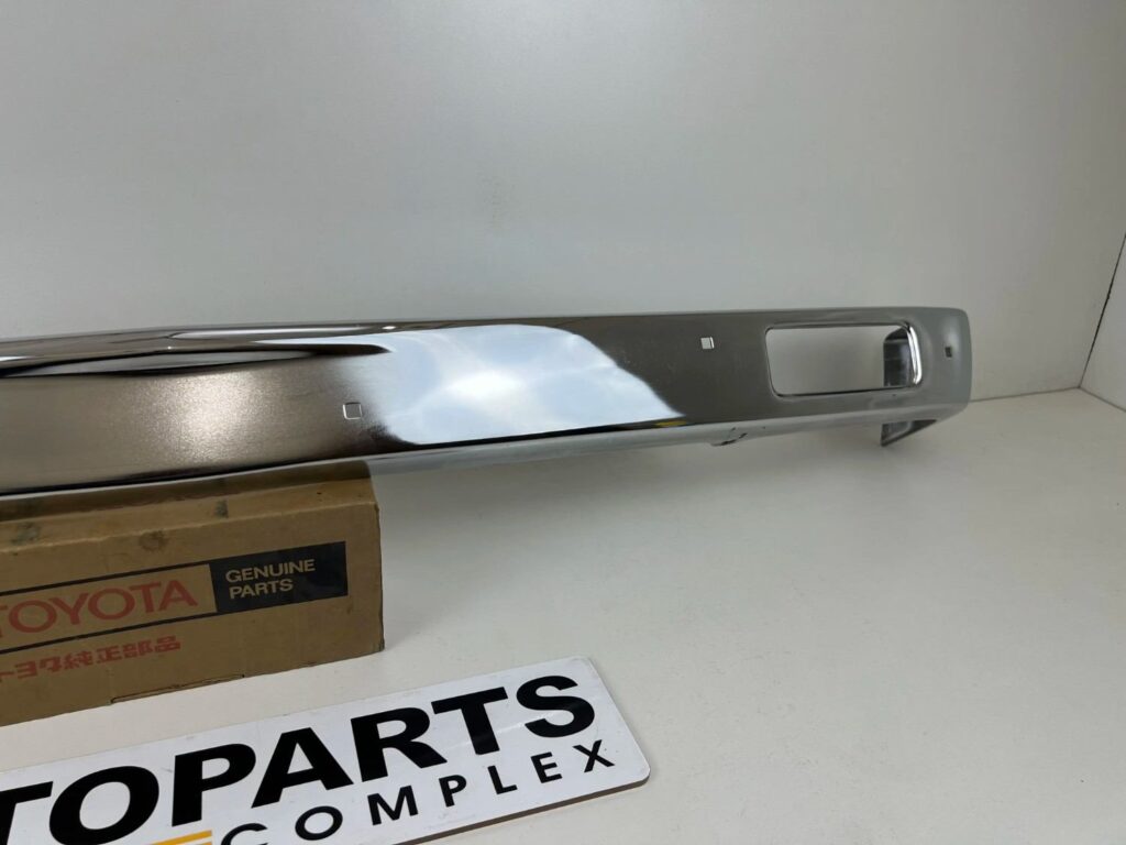 Corolla 1980 - 1983 (liftbackhardtopcoupe) Front chrome bumper (5)