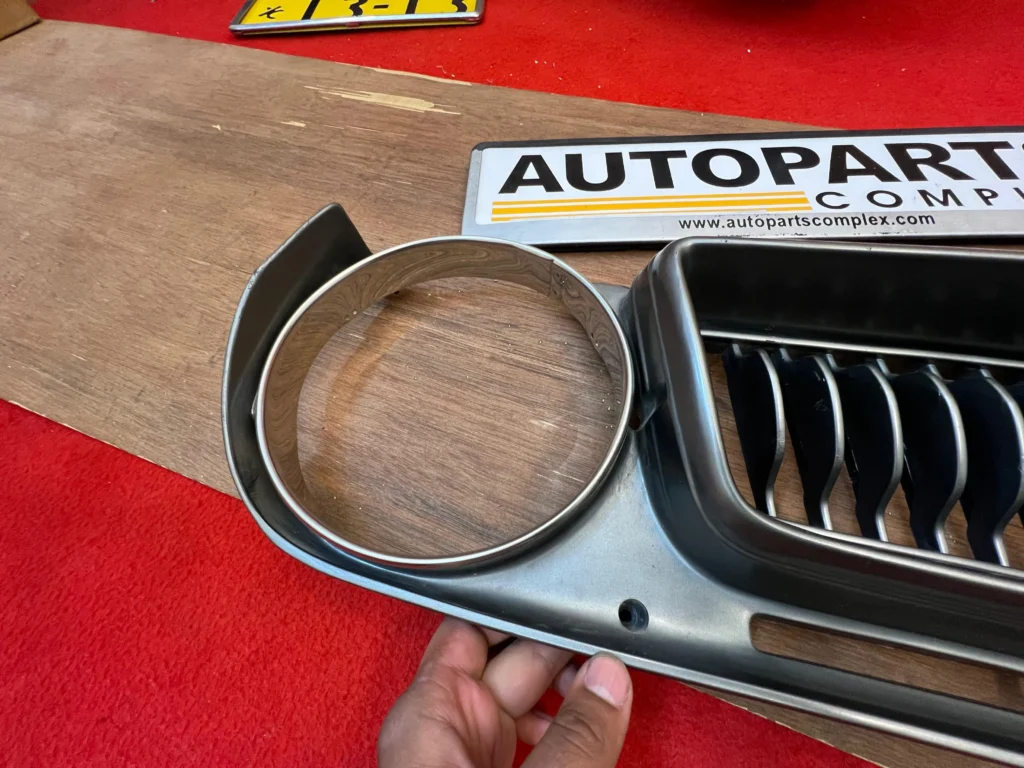 Corolla ke30 Ke35 1975-79 Front Grille (4)