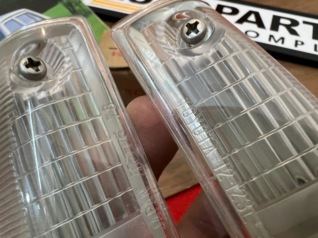 Corolla 1980 Clear Corner Lamps NOS OEM4