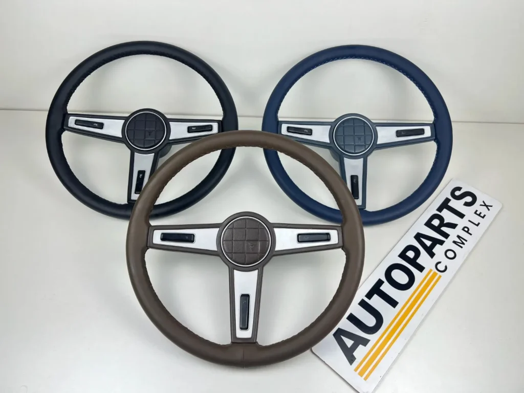 Hilux Pickup 1979 - 1983 3 spokes steering wheel leather stitched (2)