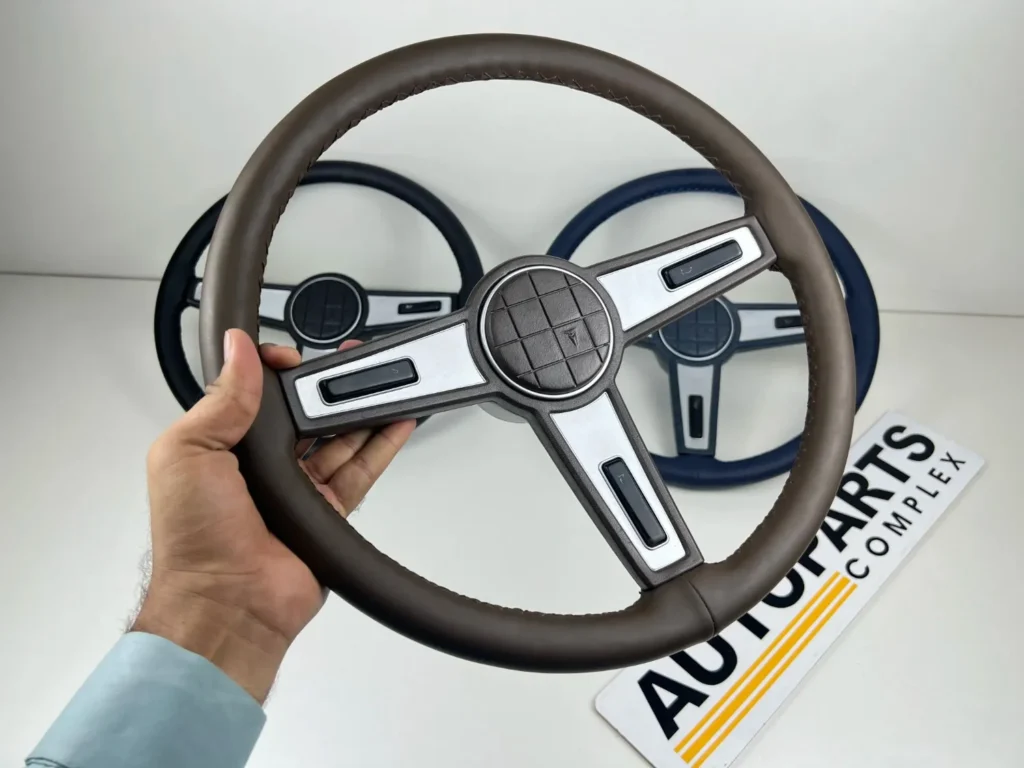 Hilux Pickup 1979 - 1983 3 spokes steering wheel leather stitched (3)