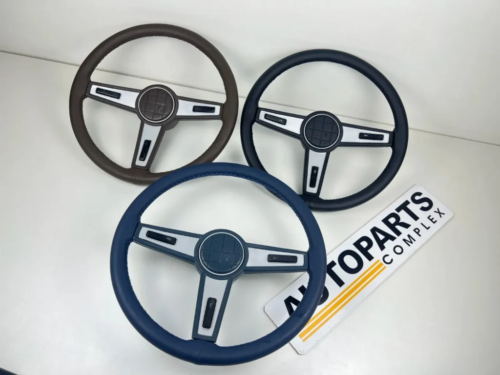 Hilux Pickup 1979 - 1983 3 spokes steering wheel leather stitched (6)