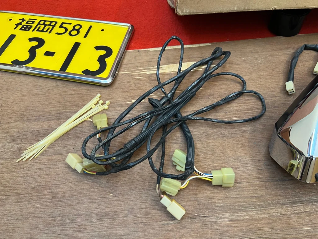 NOS OEM JDM Chrome fender mirrors (10)