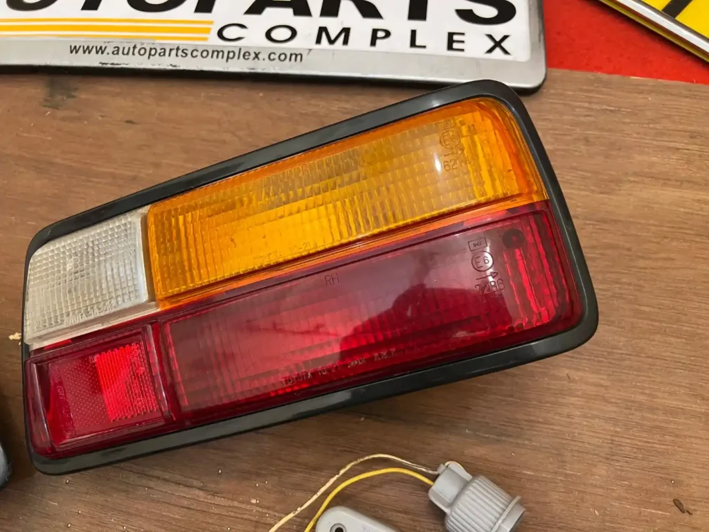 Starlet kp60 kp61 mk1 mk2 NOS OEM Tail Lights (5)