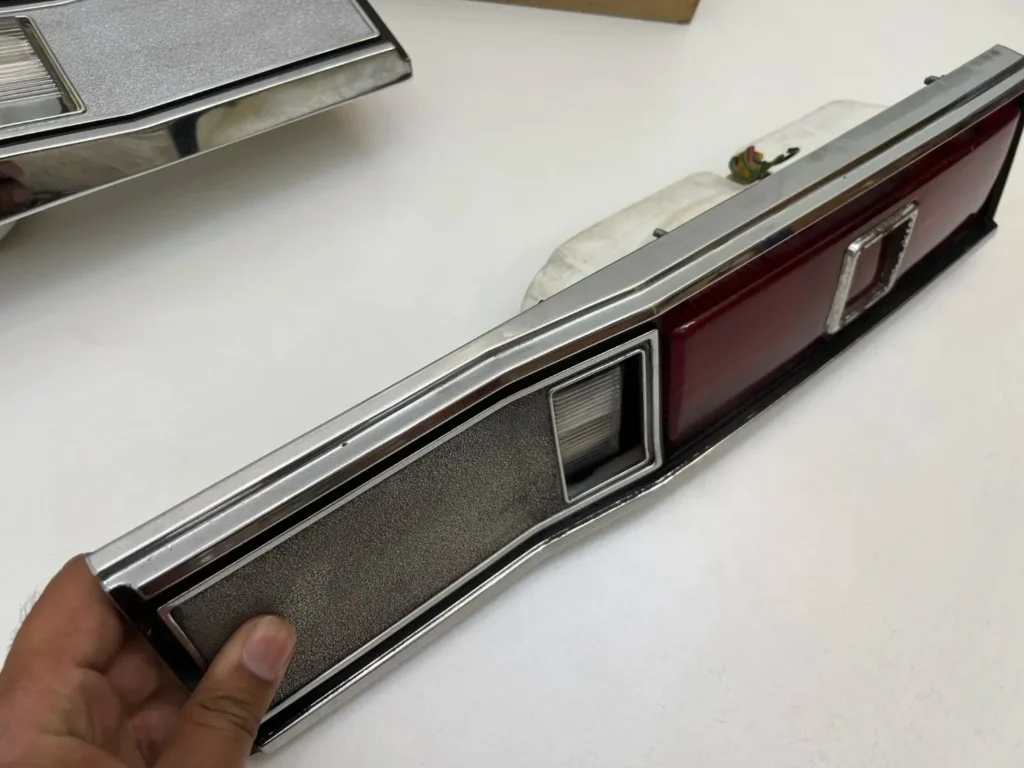 Toyota Corona 1969 RT40 RT4# tail lights pair OEM (14)