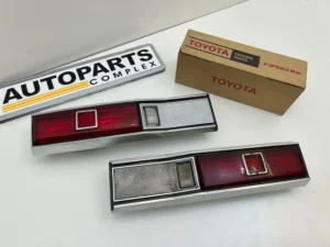 Toyota Corona 1969 RT40 RT4# tail lights pair OEM (2)