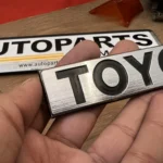 Toyota corolla ke70 te72 trunk lid Toyota badge (3)