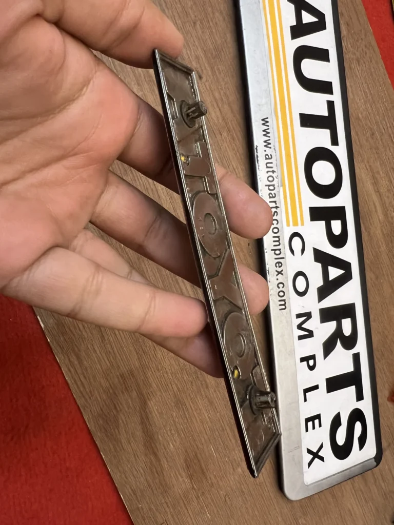 Toyota corolla ke70 te72 trunk lid Toyota badge