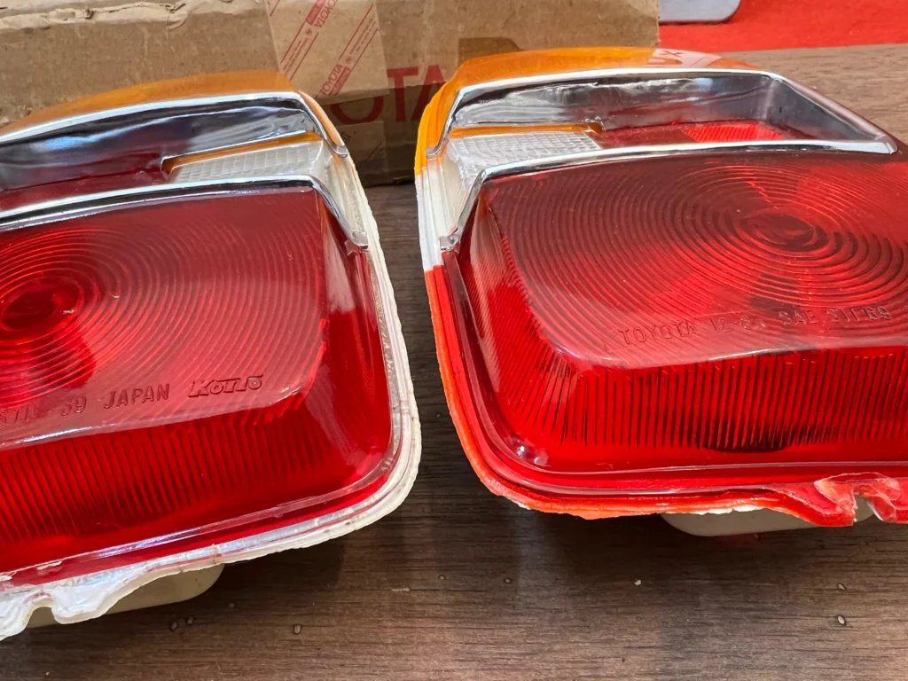 Corolla ke10 ke11 tail lighs pair (4)
