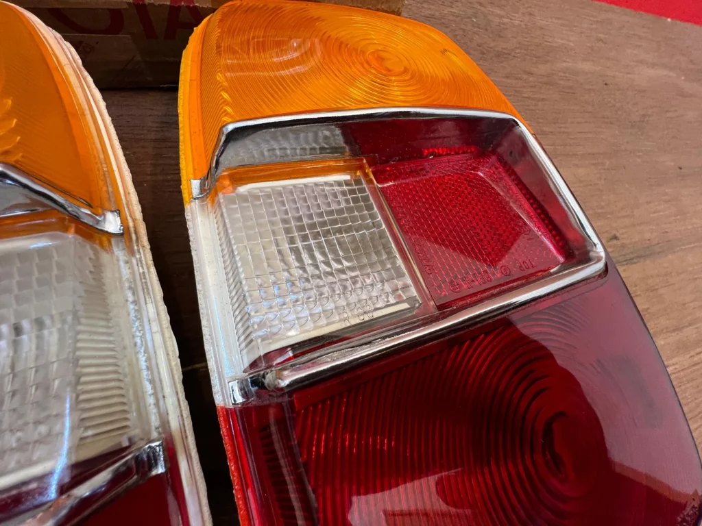 Corolla ke10 ke11 tail lighs pair (5)