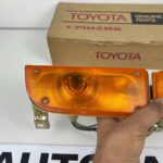 Corona RT40 1968 1969 front bumper indicators pair NOS OEM (4)