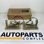 Corona RT40 1968 1969 front bumper indicators pair NOS OEM (7)