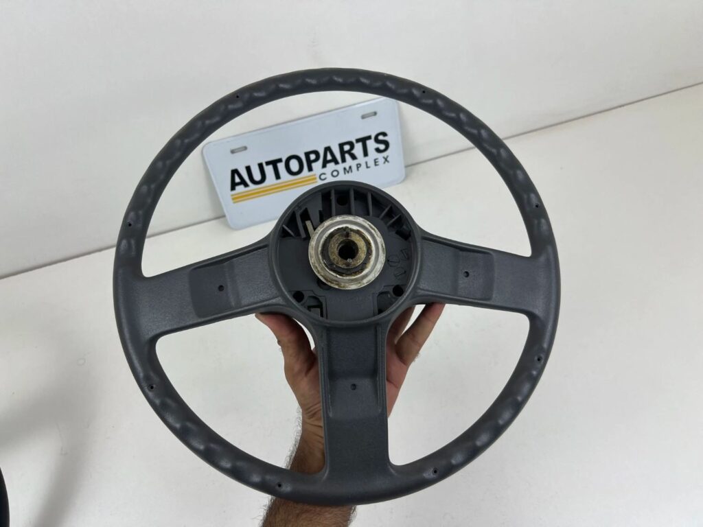 Suzuki samurai SJ410 Sj30 Sj40 Ja22 OEM turbo steering wheel (8)