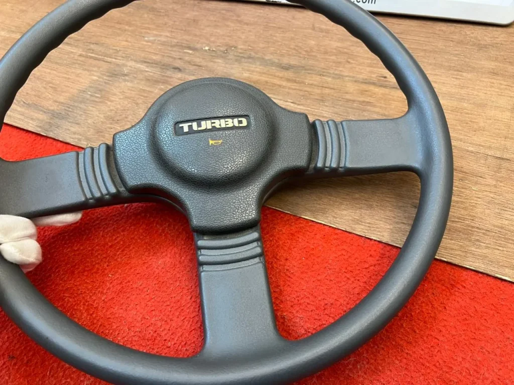 Suzuki samurai SJ410 Sj30 Sj40 Ja22 OEM turbo steering wheel6