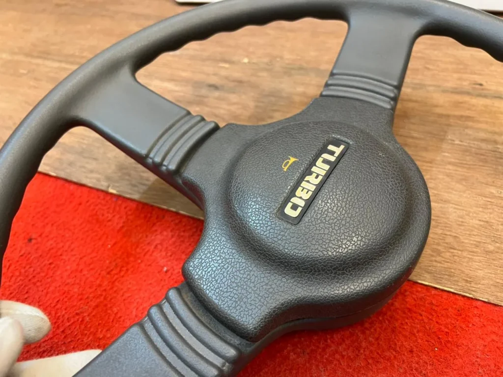 Suzuki samurai SJ410 Sj30 Sj40 Ja22 OEM turbo steering wheel7
