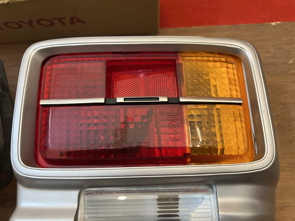 Corolla 1971 1972 KE20 TE21 NOS OEM tail lights (4)