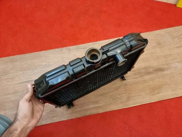 Corolla 1971-74 Ke20 Ke25 ke26 NOS OEM radiator 1