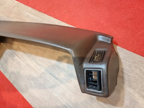 Corolla 1980-83 Ke70 Ae70 RHD dash pad (Brown color) 4