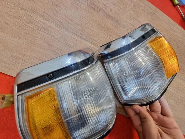 Mark ii 70 series parking lamps pair4
