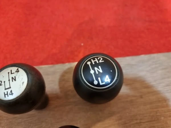 OEM used Toyota 4wd transfer case shift knobs 2