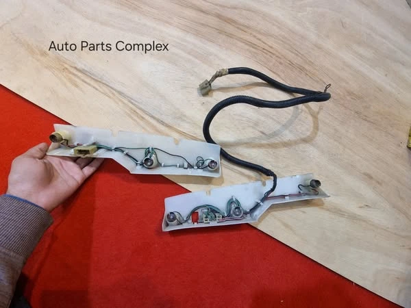 Corolla 1980 1981 tail light bulb colder covers with harness 1