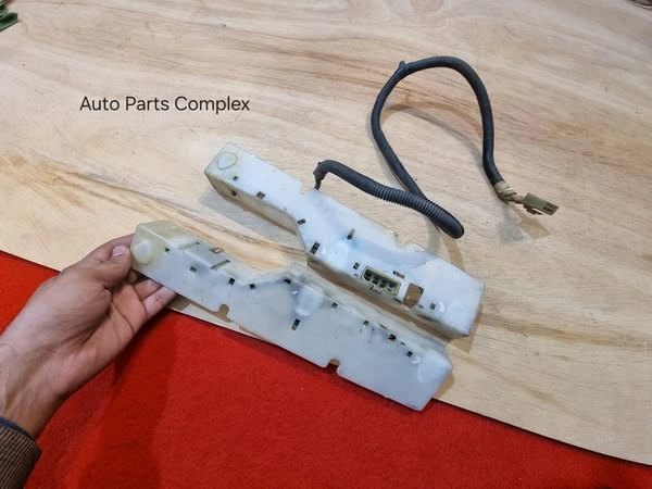 Corolla 1980 1981 tail light bulb colder covers with harness 3