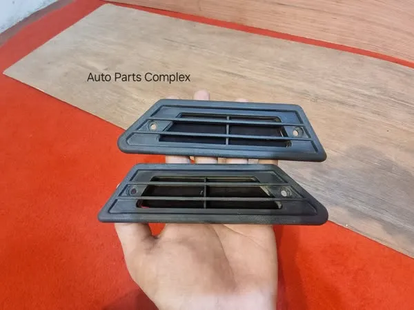 Corolla 1980-83 Ke70 Te72 wagon rear pillar inner vents 1