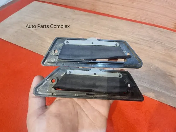 Corolla 1980-83 Ke70 Te72 wagon rear pillar inner vents 3