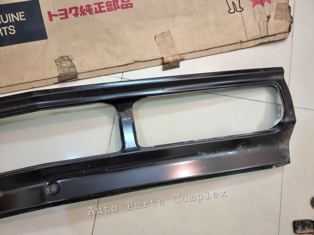 Corolla 1980-83 (LB, HT, CP) front apron 4
