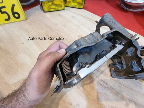 Corolla 1980-83 Liftback Hardtop Coupe headlight brackets 5