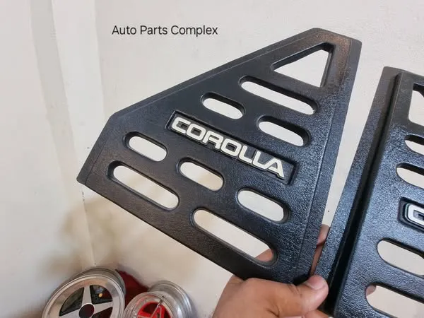 Corolla 1980-83 Sedan quarter window louvers (old stock Taiwan made) 2