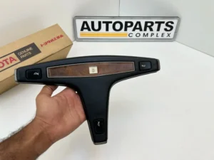 Cressida Mx32 Rx30 Mx41 1976 - 1979 Steering wheel horn pad (2)