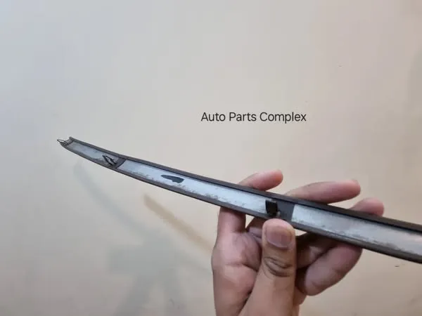 Headliner rear trim moulding Corolla 1980-83 ke70 Te723