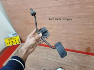 Ke70 Ae70 1980-83 corolla RHD accelerator pedal pad 1