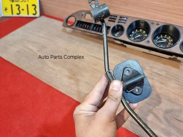 Ke70 Ae70 1980-83 corolla RHD accelerator pedal pad 3
