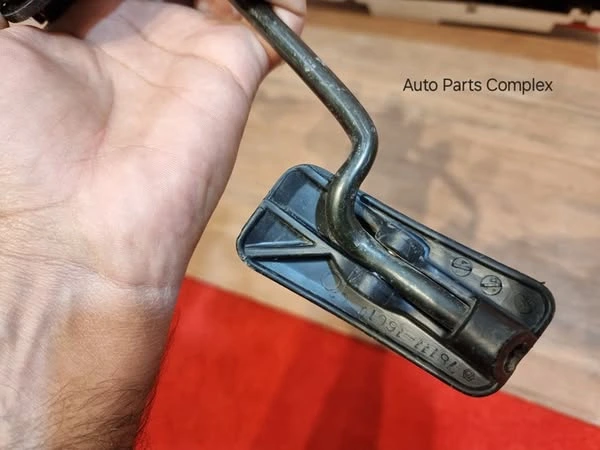 Ke70 Ae70 1980-83 corolla RHD accelerator pedal pad 4