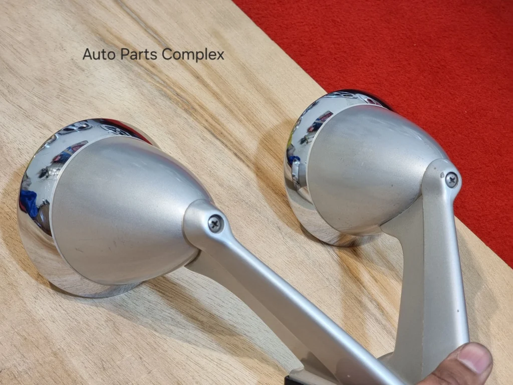 Mitsubishi Colt Galant GTO fender mirrors in nearly new condition 8