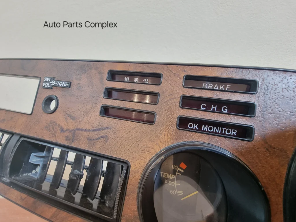 Toyota Carina GT 40 series 1977 - 1980 Dash cluster with Panel (Ra4 Ta4) 11