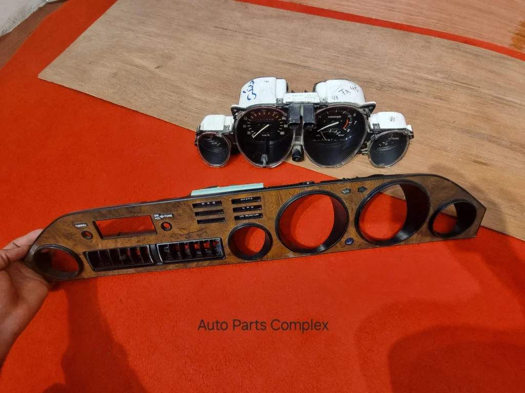 Toyota Carina GT 40 series 1977 - 1980 Dash cluster with Panel (Ra4 Ta4) 7